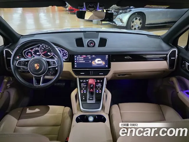 Porsche Cayenne 2022 thumb 9