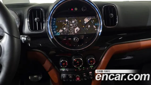 MINI Countryman 2022 thumb 12