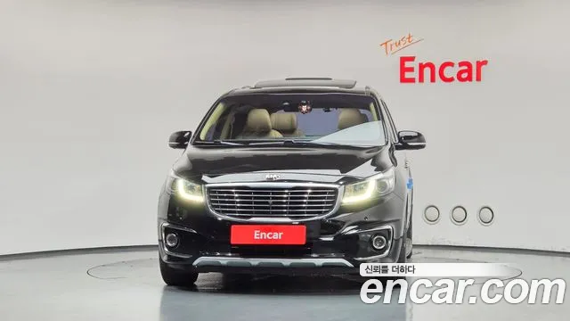 Kia Carnival 2018 thumb 3