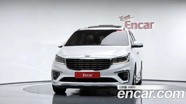 Kia Carnival 2020 thumb 2