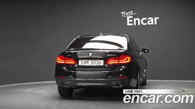 BMW 5-Series 2017 thumb 4
