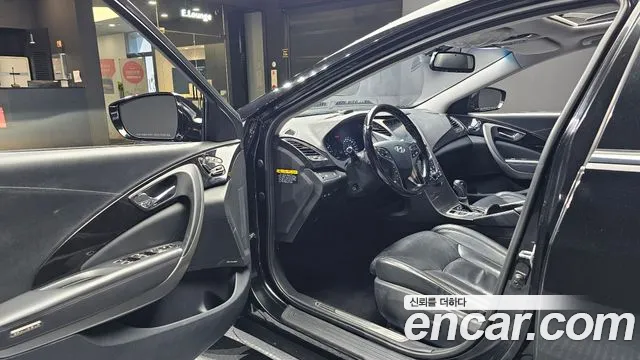 Hyundai Grandeur 2014 thumb 10