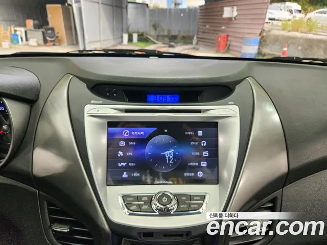 Hyundai Avante 2013 thumb 10