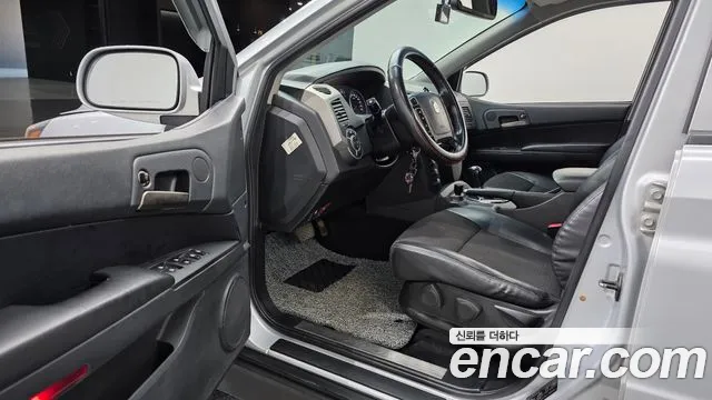 KG_Mobility_Ssangyong KORANDO 2014 thumb 10