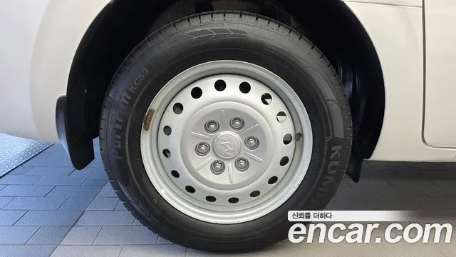Hyundai Staria 2022 thumb 5