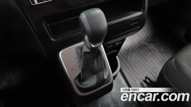 Hyundai Staria 2022 thumb 9