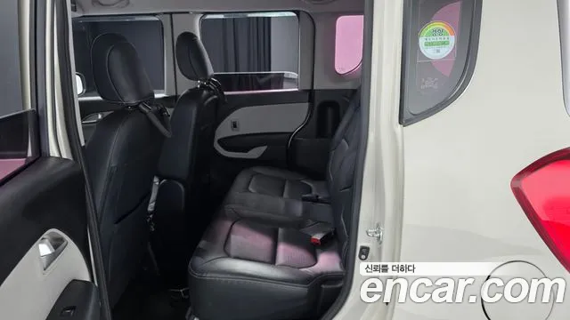 Kia Ray 2015 thumb 12