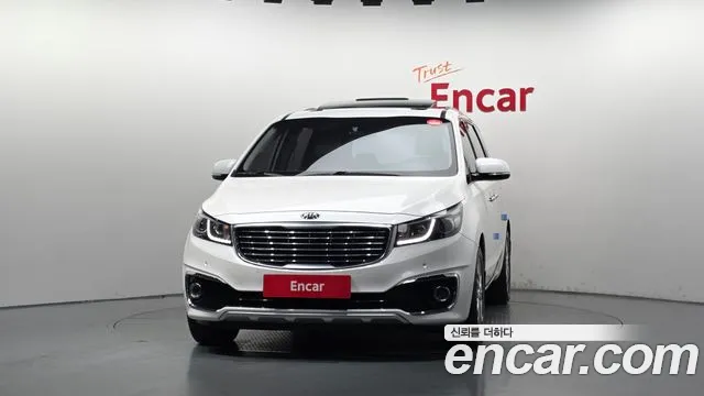 Kia Carnival 2015 thumb 3