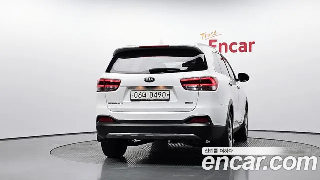 Kia Sorento 2016 thumb 4