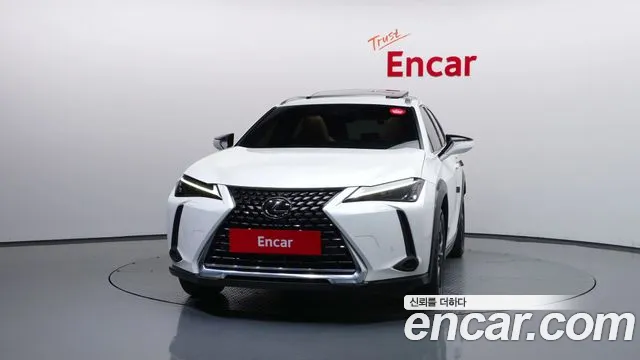 Lexus UX 2023 thumb 3