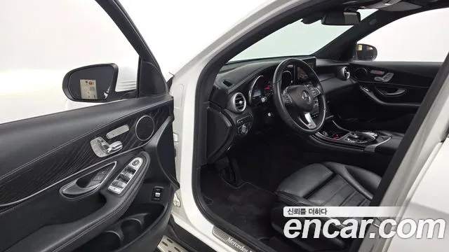 Mercedes-Benz GLC 2017 thumb 10