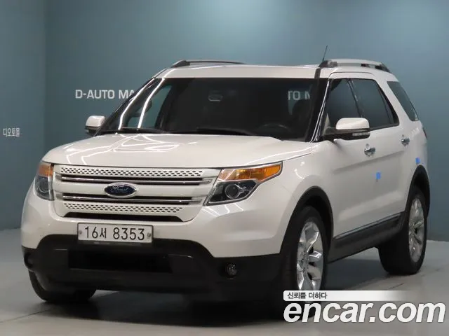 Ford Explorer 2013 thumb 11