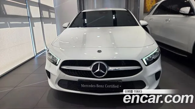 Mercedes-Benz A-Класс 2022 thumb 2