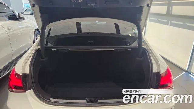 Mercedes-Benz A-Класс 2022 thumb 5