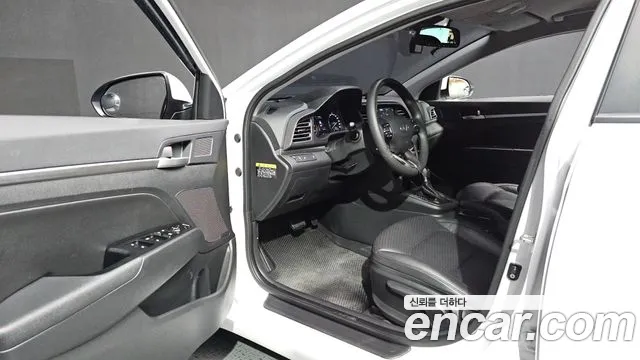Hyundai Avante 2019 thumb 9