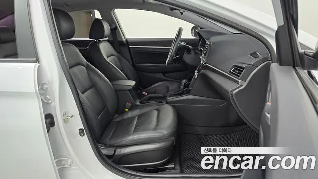 Hyundai Avante 2019 thumb 10