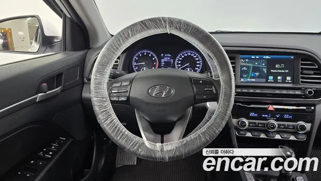 Hyundai Avante 2019 thumb 12