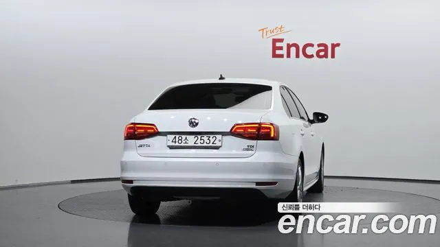 Volkswagen Jetta 2015 thumb 4