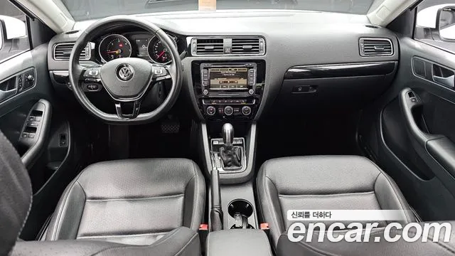 Volkswagen Jetta 2015 thumb 7