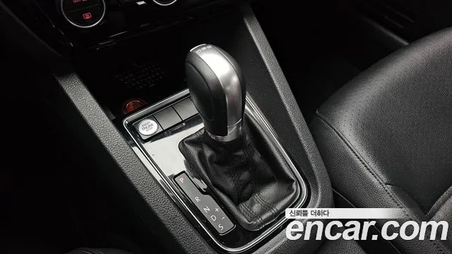 Volkswagen Jetta 2015 thumb 9