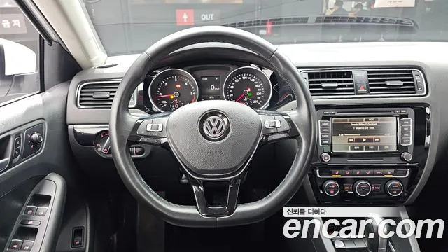 Volkswagen Jetta 2015 thumb 12