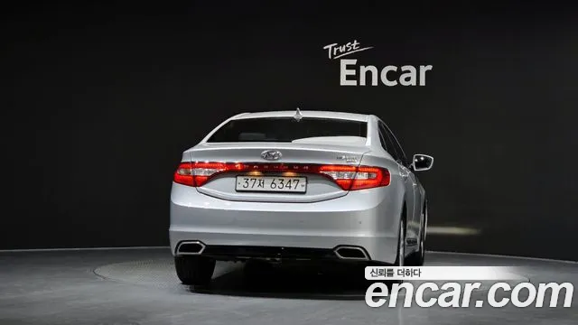 Hyundai Grandeur 2015 thumb 4