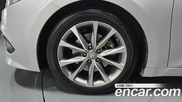 Hyundai Grandeur 2015 thumb 5
