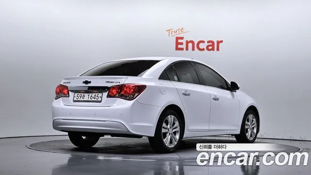 ChevroletGMDaewoo Cruze 2014 thumb 2
