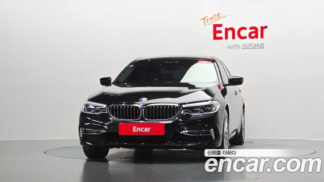 BMW 5-Series 2020 thumb 2