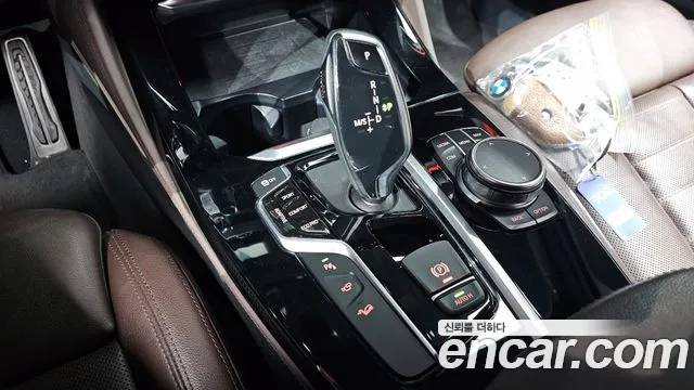BMW X4 2021 thumb 8