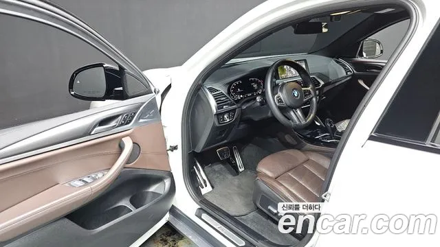 BMW X4 2021 thumb 9