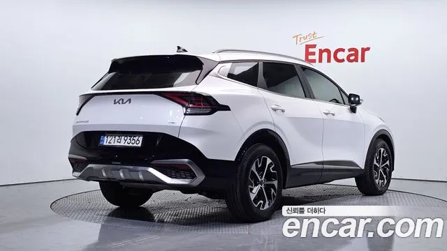 Kia Sportage 2022 thumb 2