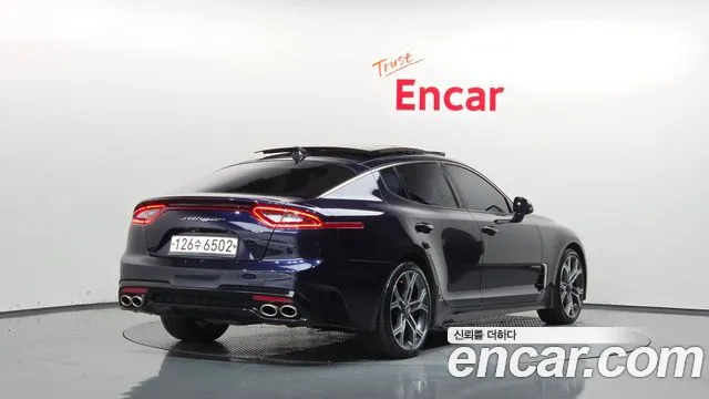 Kia Stinger 2019 thumb 2