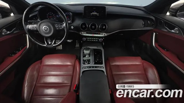 Kia Stinger 2019 thumb 7