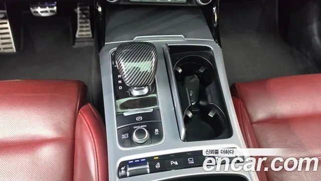 Kia Stinger 2019 thumb 9