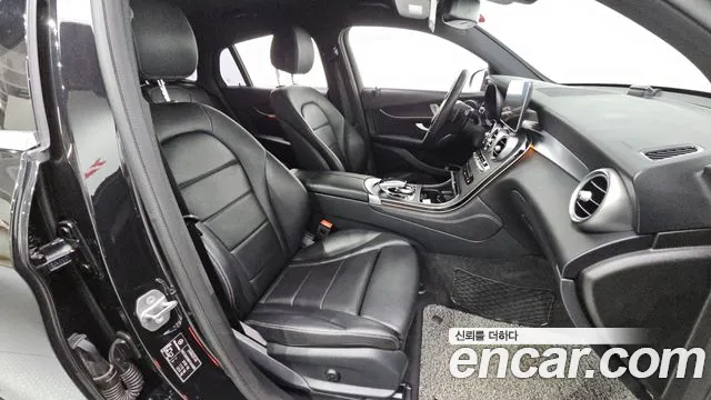 Mercedes-Benz GLC 2019 thumb 11