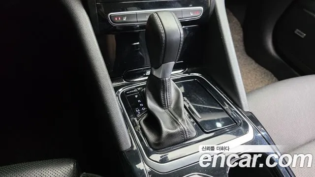 Renault-KoreaSamsung Megane 2016 thumb 9