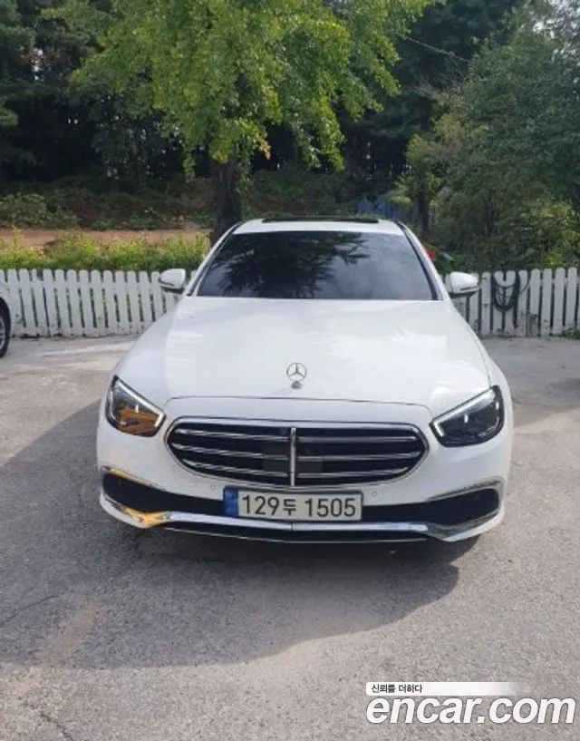 Mercedes-Benz E-Класс 2022 thumb 9