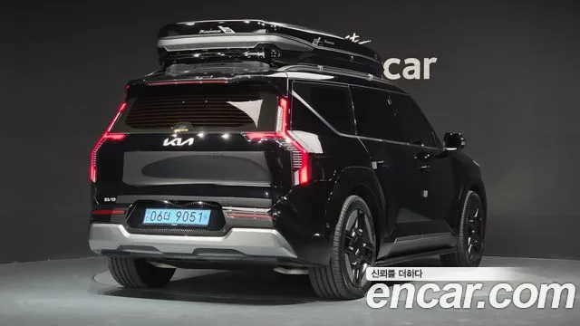 Kia EV9 2023 thumb 2