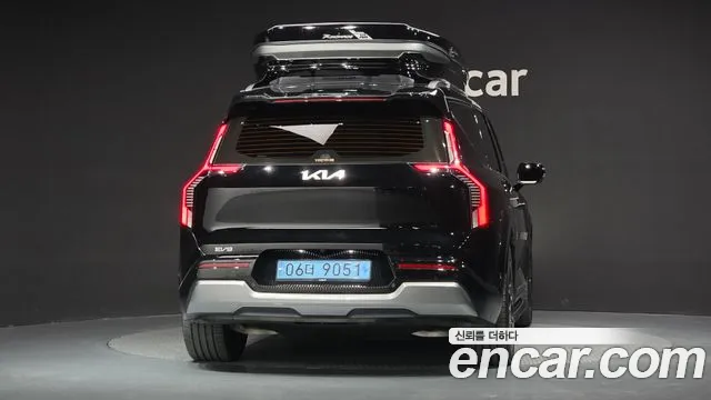 Kia EV9 2023 thumb 4