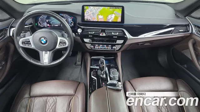 BMW 5-Series 2021 thumb 6