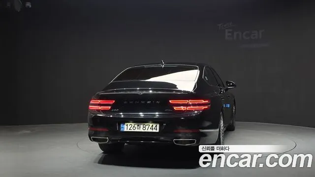 Genesis G80 2022 thumb 4