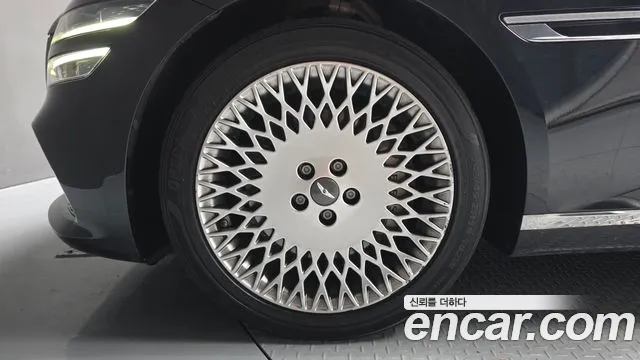 Genesis G80 2022 thumb 5