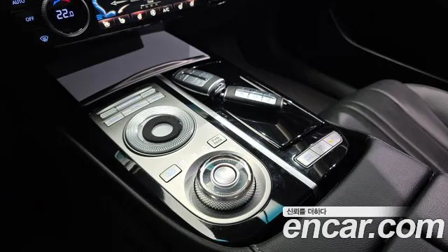Genesis G80 2022 thumb 9