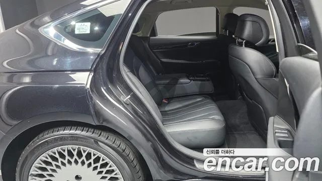 Genesis G80 2022 thumb 12