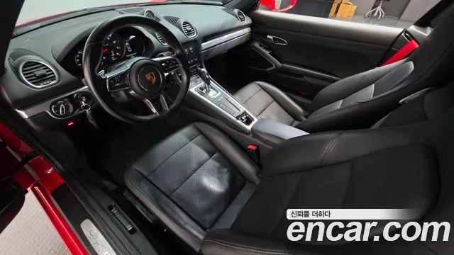 Porsche Cayman 2018 thumb 7