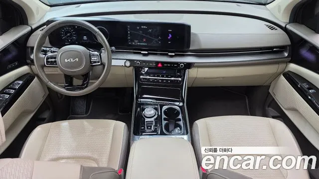 Kia Carnival 2023 thumb 6