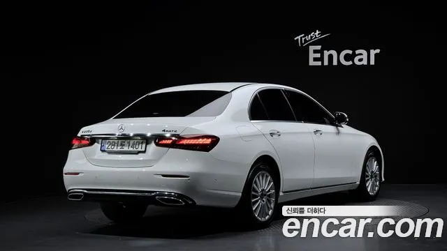 Mercedes-Benz E-Класс 2021 thumb 2