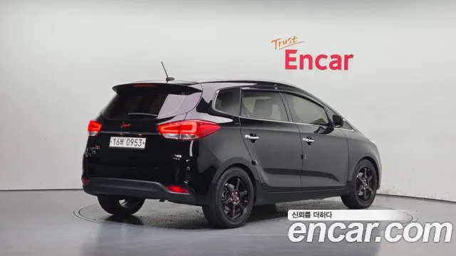 Kia Carens 2016 thumb 2