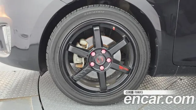 Kia Carens 2016 thumb 5